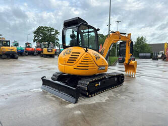 2009-jcb-8056-1492316-49275721