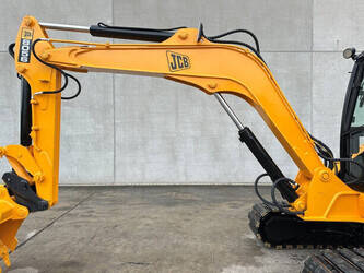 2009-jcb-8056-1492316-49275730
