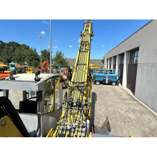 2005 Atlas 1804-49275925