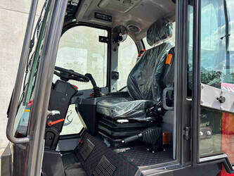 2026-wolf-wl825-49276012