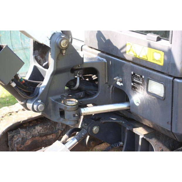 2016 BOBCAT E32-49276647