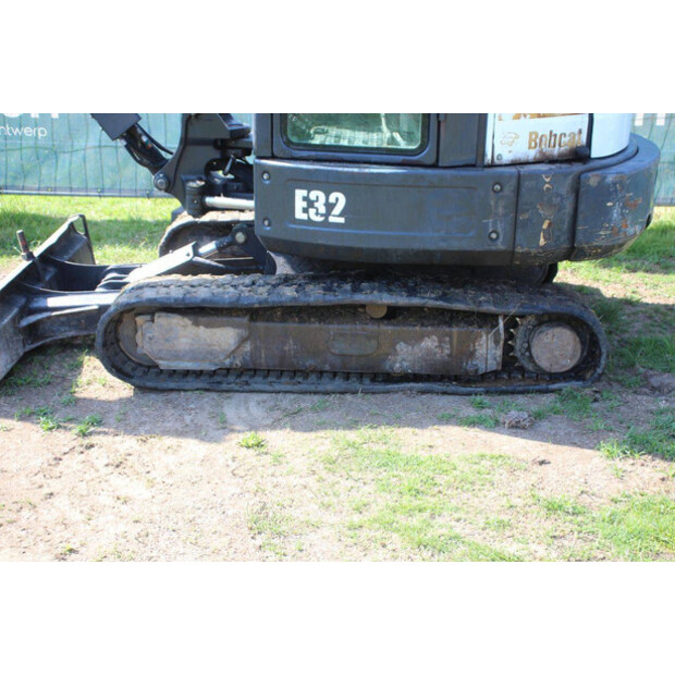 2016 BOBCAT E32-49276657