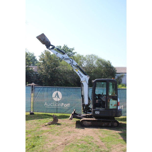 2016 BOBCAT E32-49276672