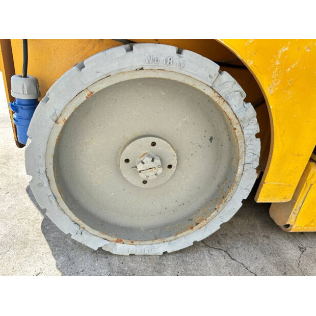 2006 Haulotte COMPACT 8-49277348