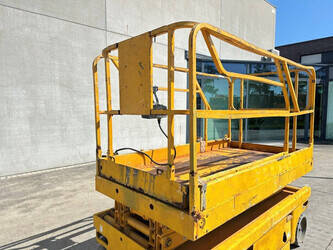 2006-haulotte-compact-8-1492363-49277356