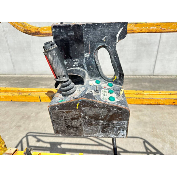 2006 Haulotte COMPACT 8-49277370