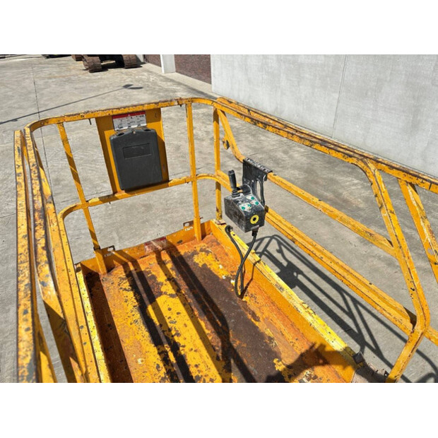 2006 Haulotte COMPACT 8-49277378