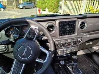 jeep-wrangler-overland-49277910