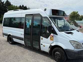 mercedes-benz-sprinter-1492386-49278047