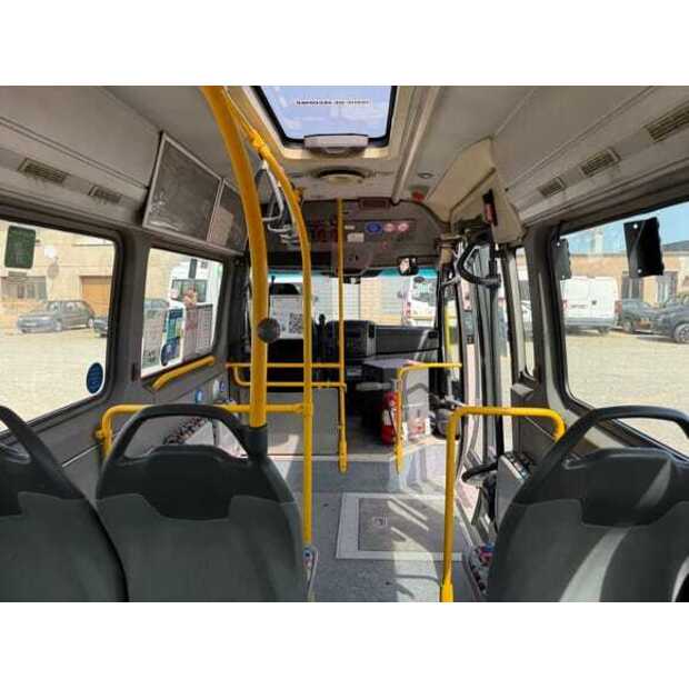 Mercedes-Benz SPRINTER-49278055