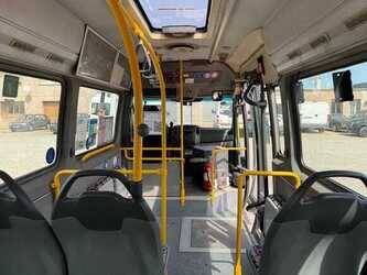 mercedes-benz-sprinter-1492386-49278055