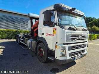 Image de CAMIONS ET TRANSPORT 2008 Volvo FM