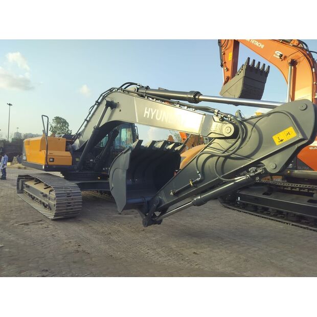 2026 Hyundai HX220-49284481