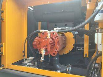 2026-hyundai-hx220-1492770-49284487