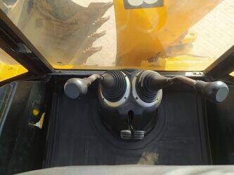 2019-jcb-3dx-1492771-49284518