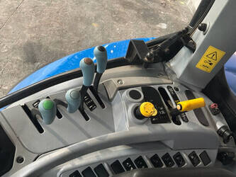 2014-new-holland-t7-185-1492803-49289460
