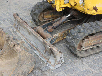 2012-komatsu-pc16r-3hs-1492821-49290006