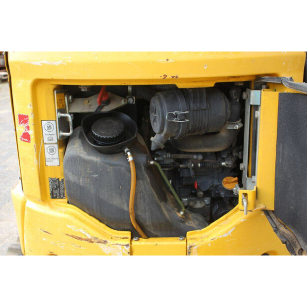2012 Komatsu PC16R-3HS-49290019