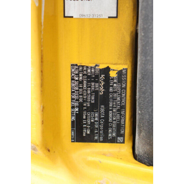 2012 Komatsu PC16R-3HS-49290020