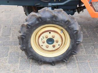 kubota-bulltra-b1-15-1492822-49290050