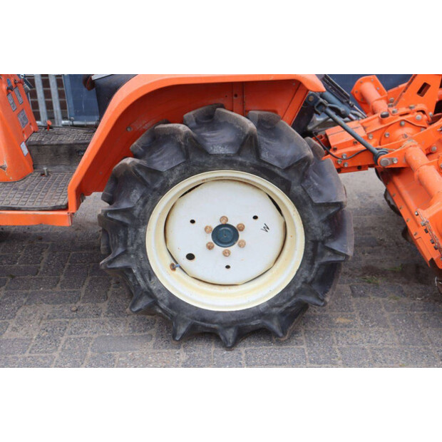 KUBOTA Bulltra B1-15-49290051