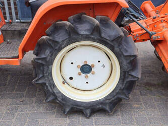 kubota-bulltra-b1-15-1492822-49290051