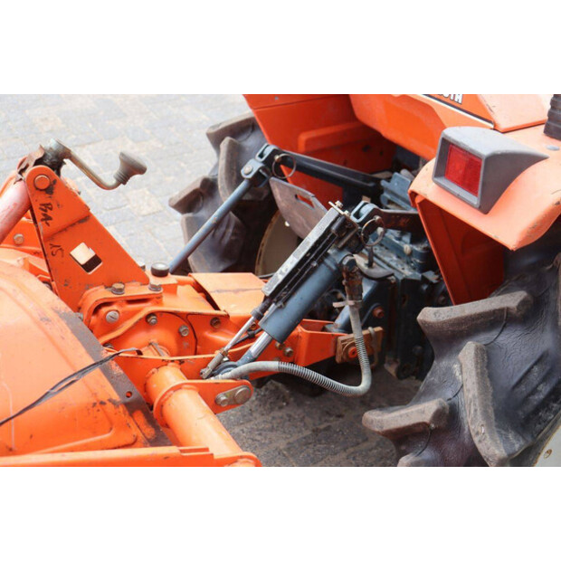 KUBOTA Bulltra B1-15-49290058