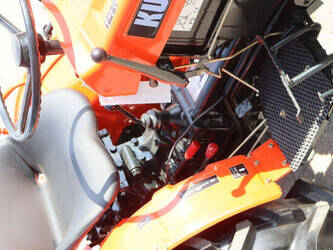 kubota-b7001-1492840-49290542