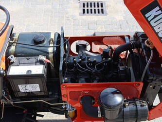 kubota-b7001-1492840-49290546