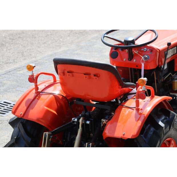 KUBOTA B7001-49290553