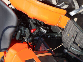 kubota-b7001-1492840-49290566