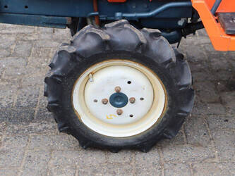 kubota-b1-14-bulltra-1492842-49290609