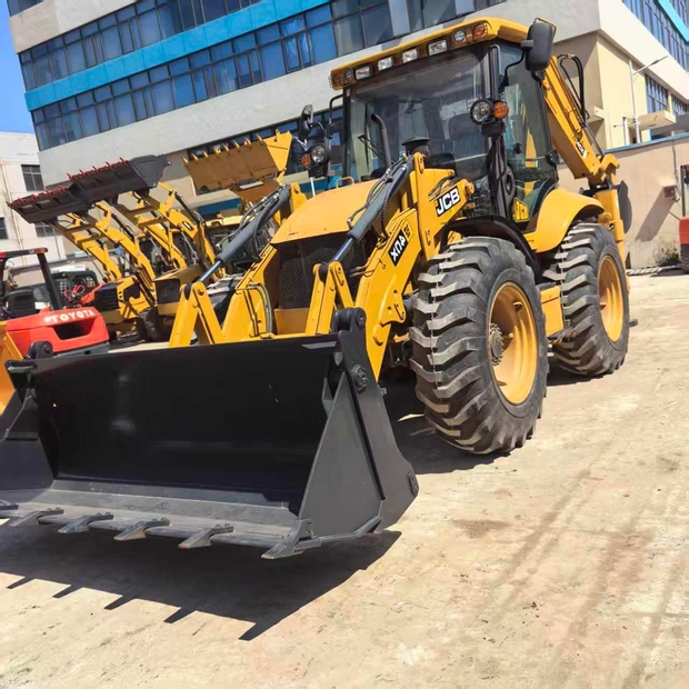 2024 JCB 4CX-49295892