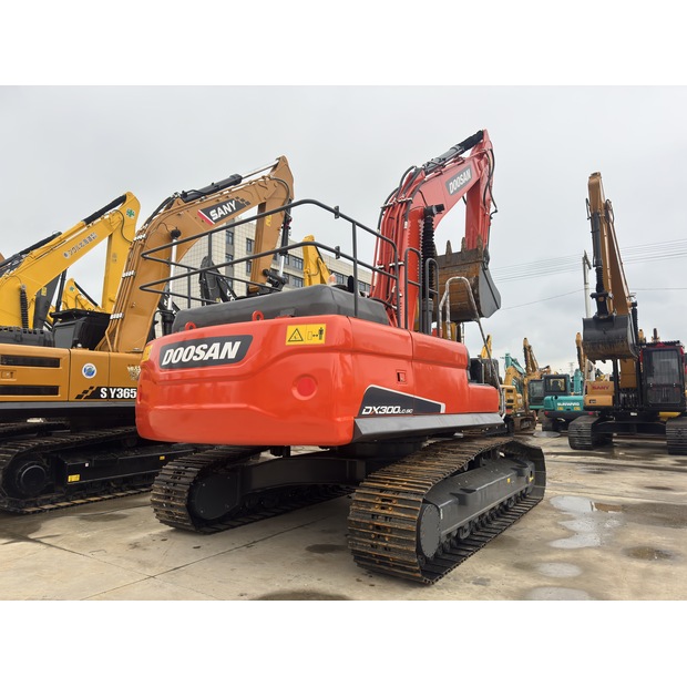 2024 دووسان DX300 LCA-49296277