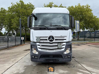 2014-mercedes-benz-actros-1845-1492902-49296311