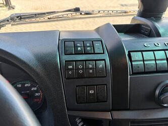 2020-iveco-eurocargo-1492904-49296346