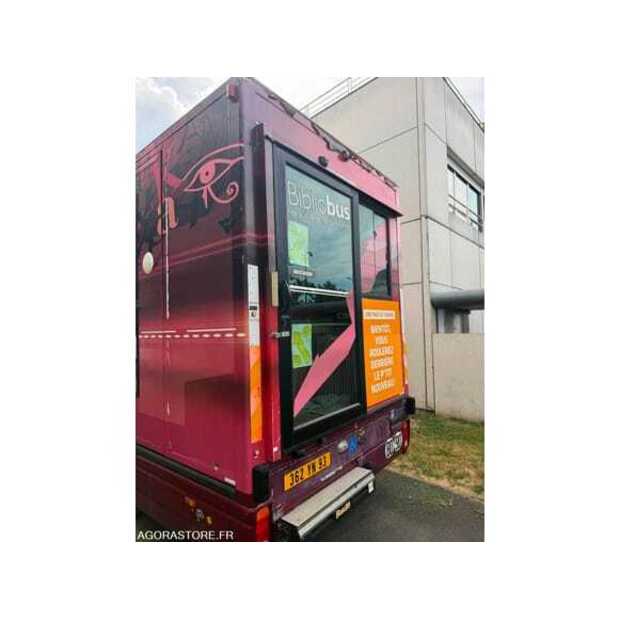 2004 رينو Midlum-49296488