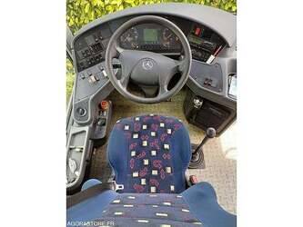 2010-mercedes-benz-intouro-1492914-49296491