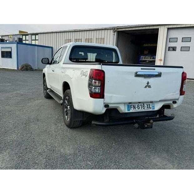 MITSUBISHI L200-49296537