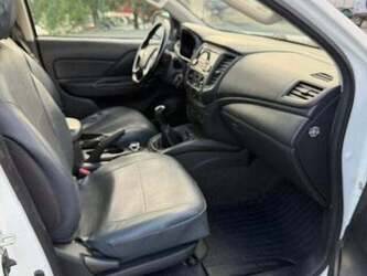 mitsubishi-l200-1492917-49296538