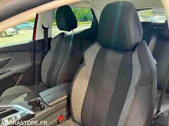 peugeot-3008-1492918-49296570