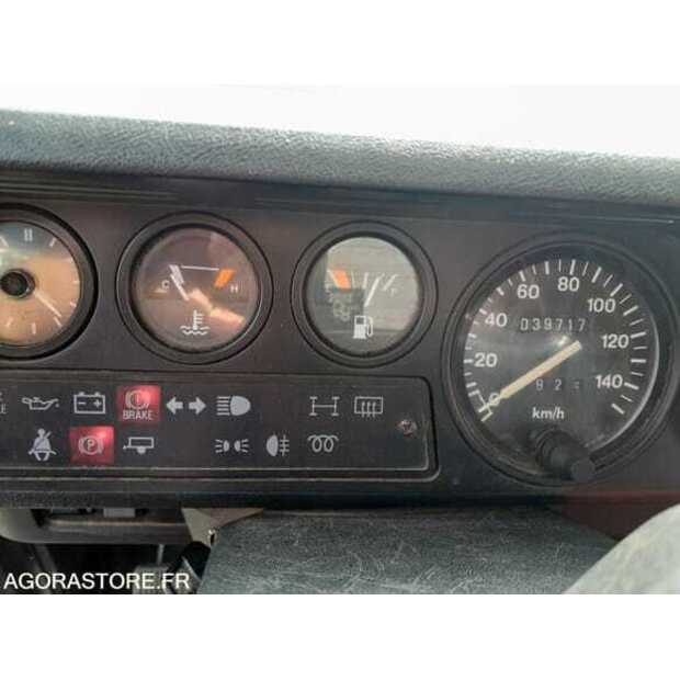 1996 Land Rover Defender-49296574