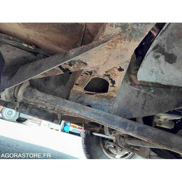 1996 Land Rover Defender-49296582