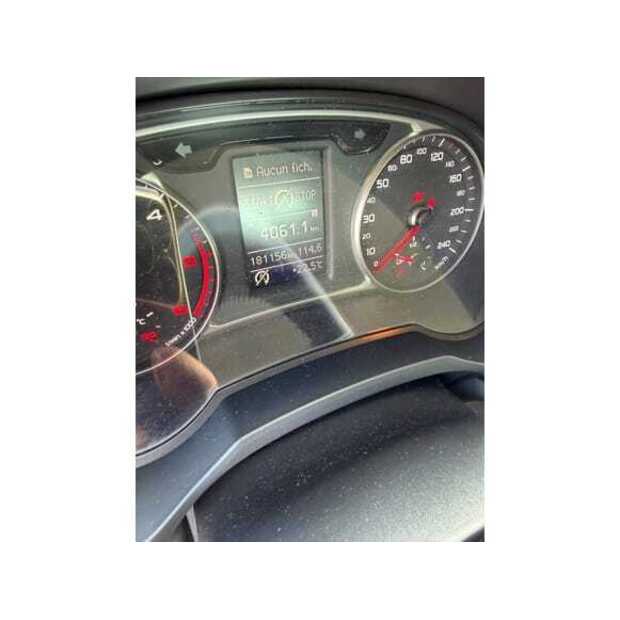 أودي A1-49296670