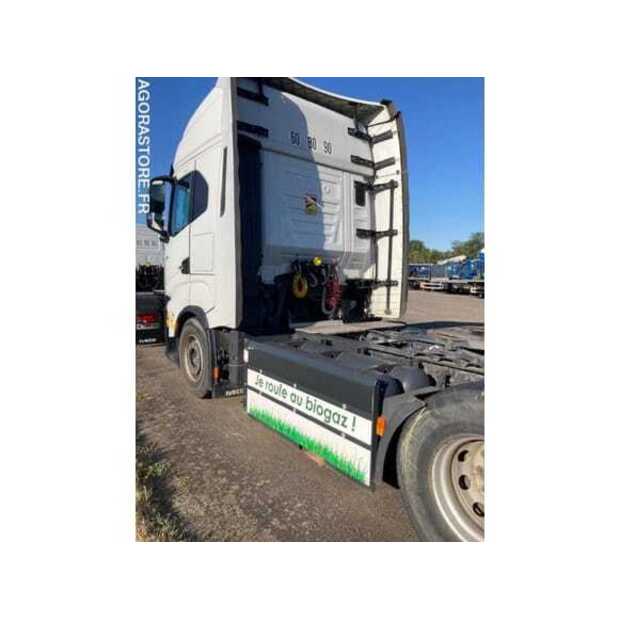 2020 Iveco 440S46-49296802