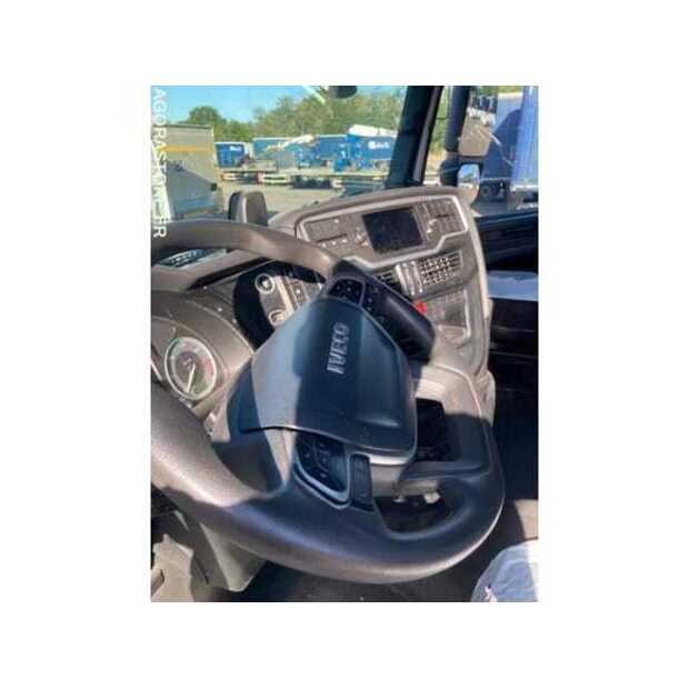 2020 Iveco 440S46-49296804