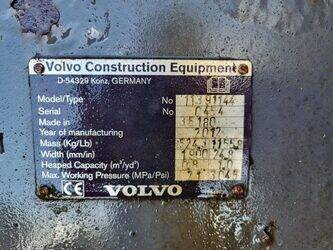 volvo-1493328-49299917