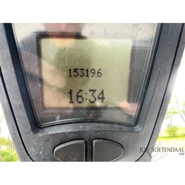 ليندي-49299964