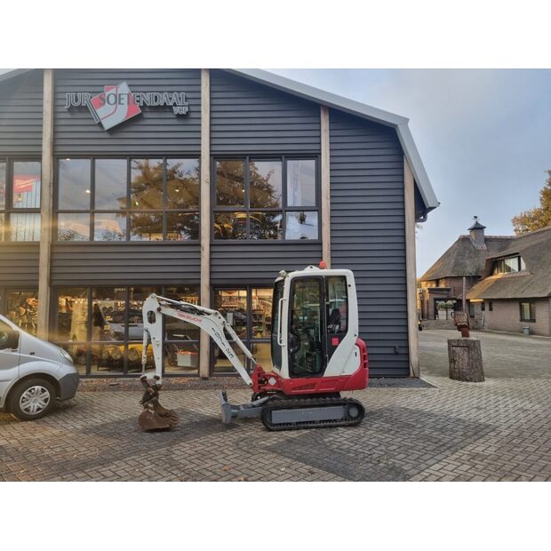 2014 TAKEUCHI TB216-49300000