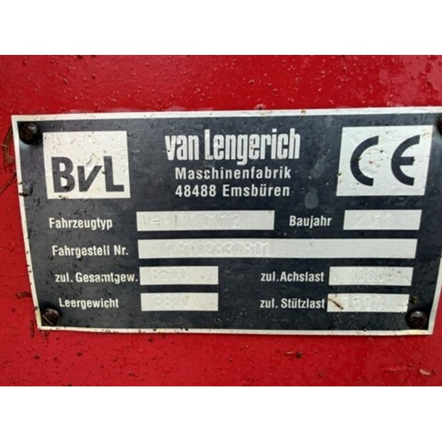 2011 BVL-49300163